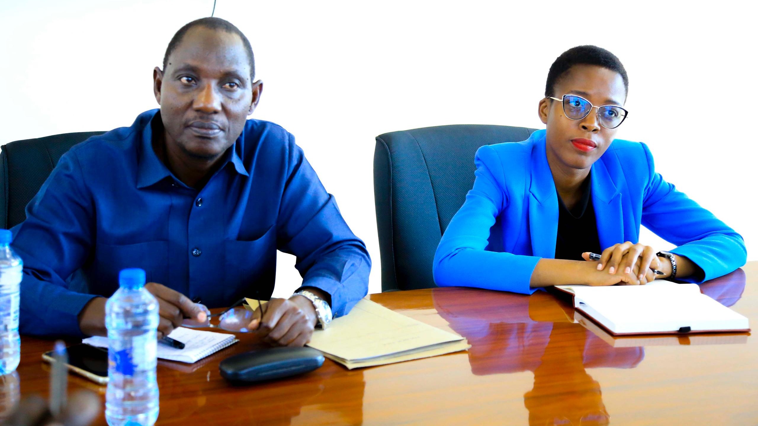 ZIARA YA WAZIRI WA MIFUGO NA UVUVI NA NAIBU WAKE