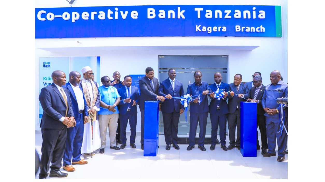 WAZIRI DKT. BASHIRU AZINDUA BENKI YA USHIRIKA TAWI LA KAGERA