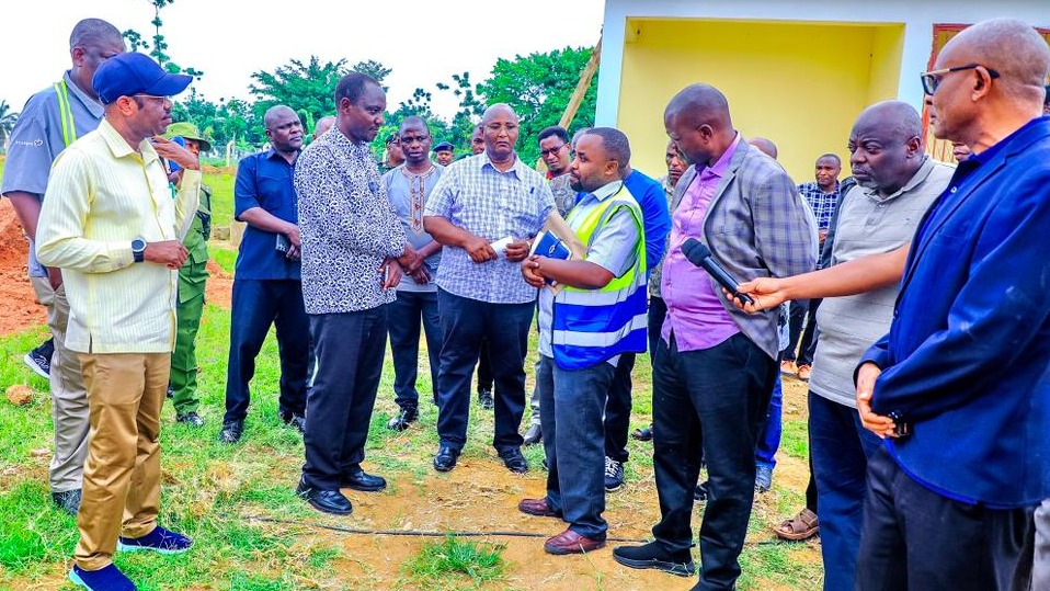 DKT. BASHIRU ASHANGAZWA NA WABUNGE WANAOTETEA UVUVI HARAMU NCHINI